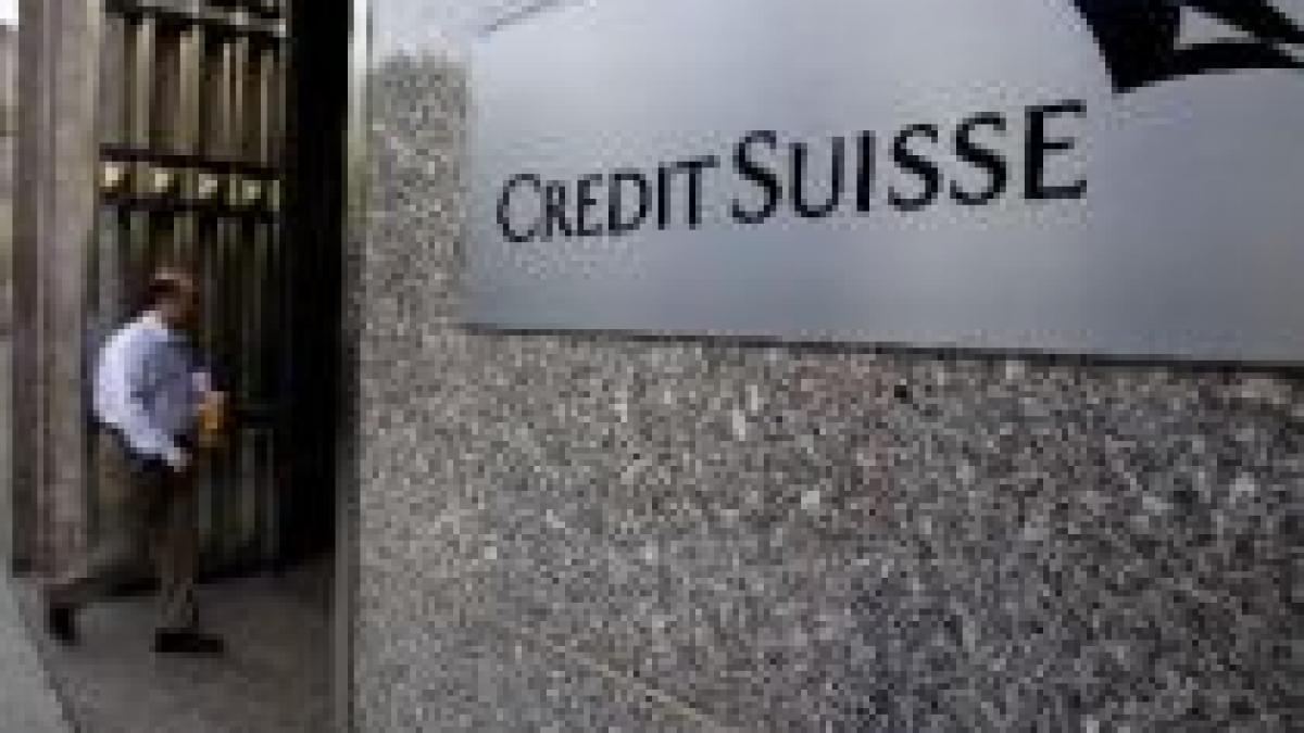 Credit Suisse a început să închidă conturile unor clienţi americani