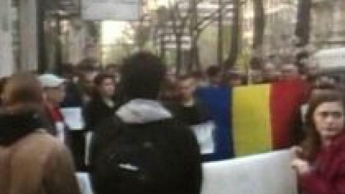 Urmările protestelor: Cadavrul unui tânăr, descoperit în curtea unui spital din Chişinău