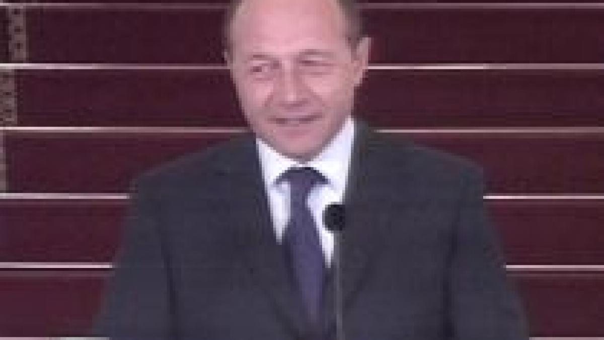 Băsescu: România nu-şi poate permite să nu continue reforma în justiţie prin modernizarea codurilor comuniste (VIDEO)