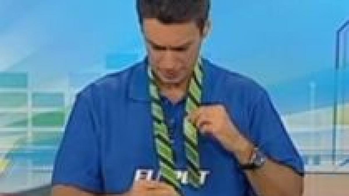 Lumea lui Mircea Badea. "EU POT" să-mi fac singur nod la cravată (VIDEO)