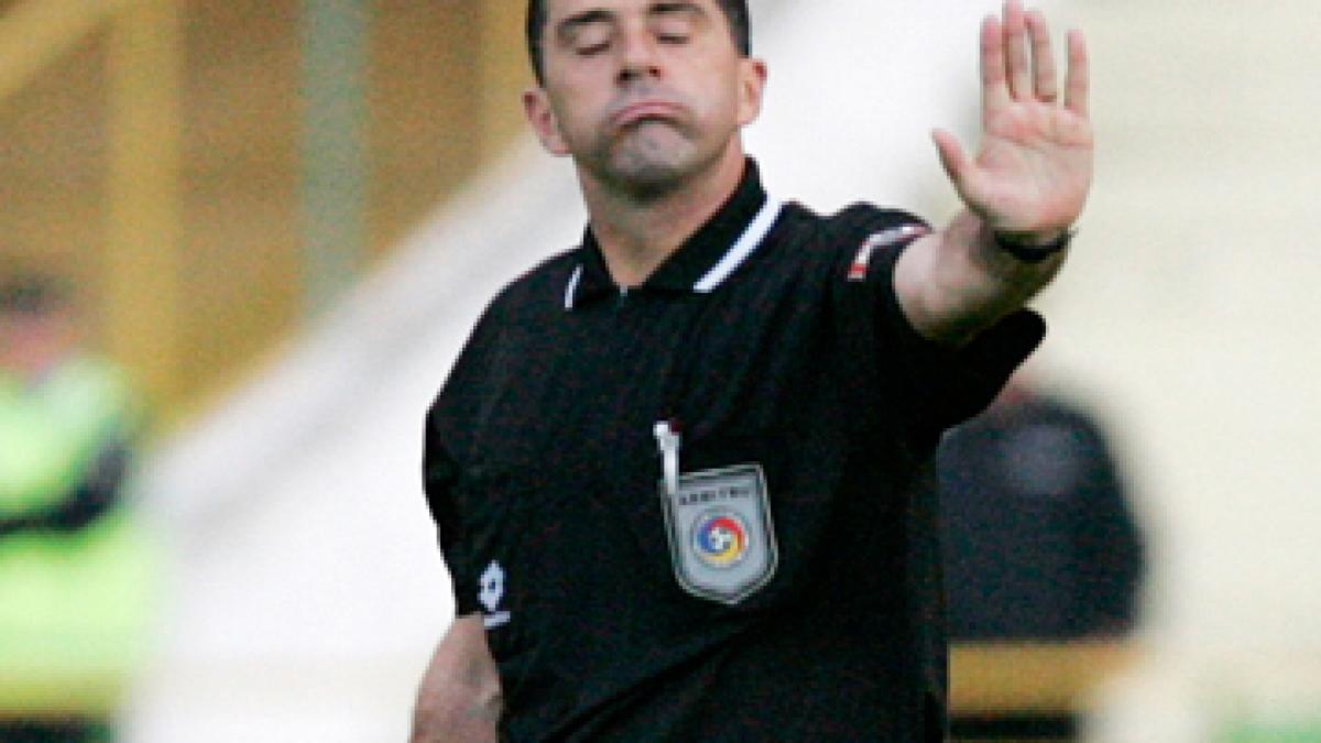 Prestaţia de la meciul CFR Cluj ? FC Vaslui i-a fost fatală: Ionică Serea, exclus din arbitraj (VIDEO)