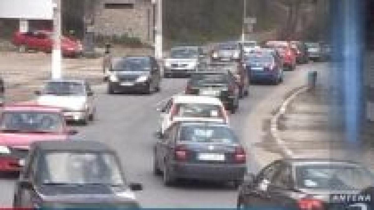 Probleme în trafic: Autostrada Soarelui, blocată din cauza turiştilor care s-au întors acasă