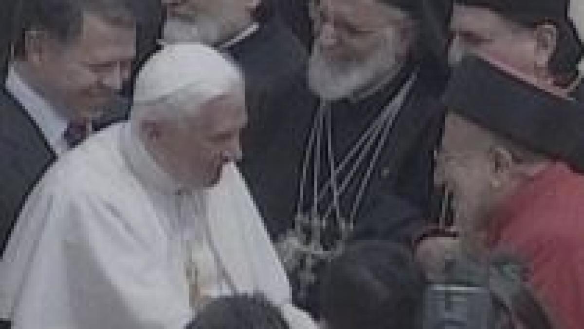 Papa Benedict al XVI-lea şi-a început turneul în Orientul Mijlociu 