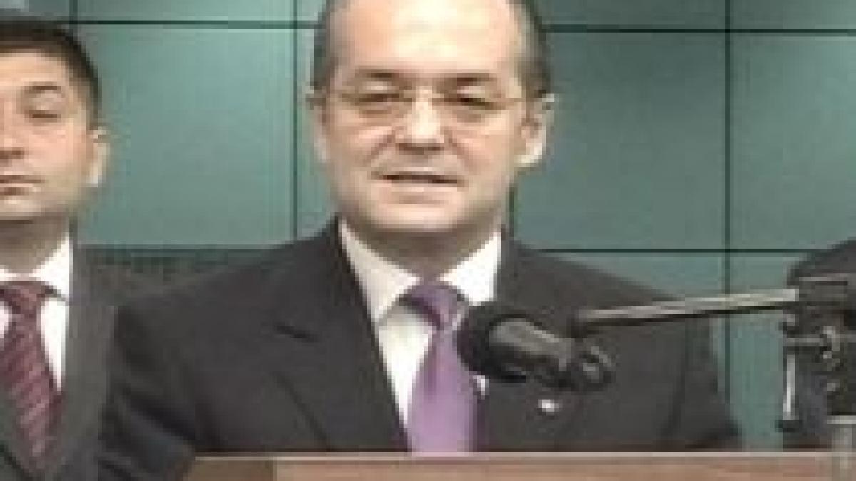 Boc:"Toţi cei plătiţi din bani publici vor avea o singură lege, fără privilegii, fără excepţii"