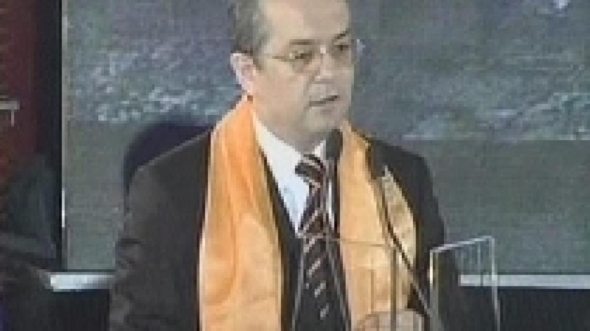 Emil Boc. Dacă parteneriatul va deveni facultativ pentru PSD, nici eu nu voi sta cu mâinile în sân