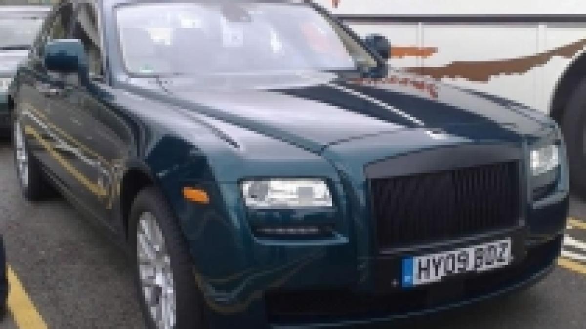 Rolls-Royce Ghost 2010, fotografiat în Anglia fără camuflaj