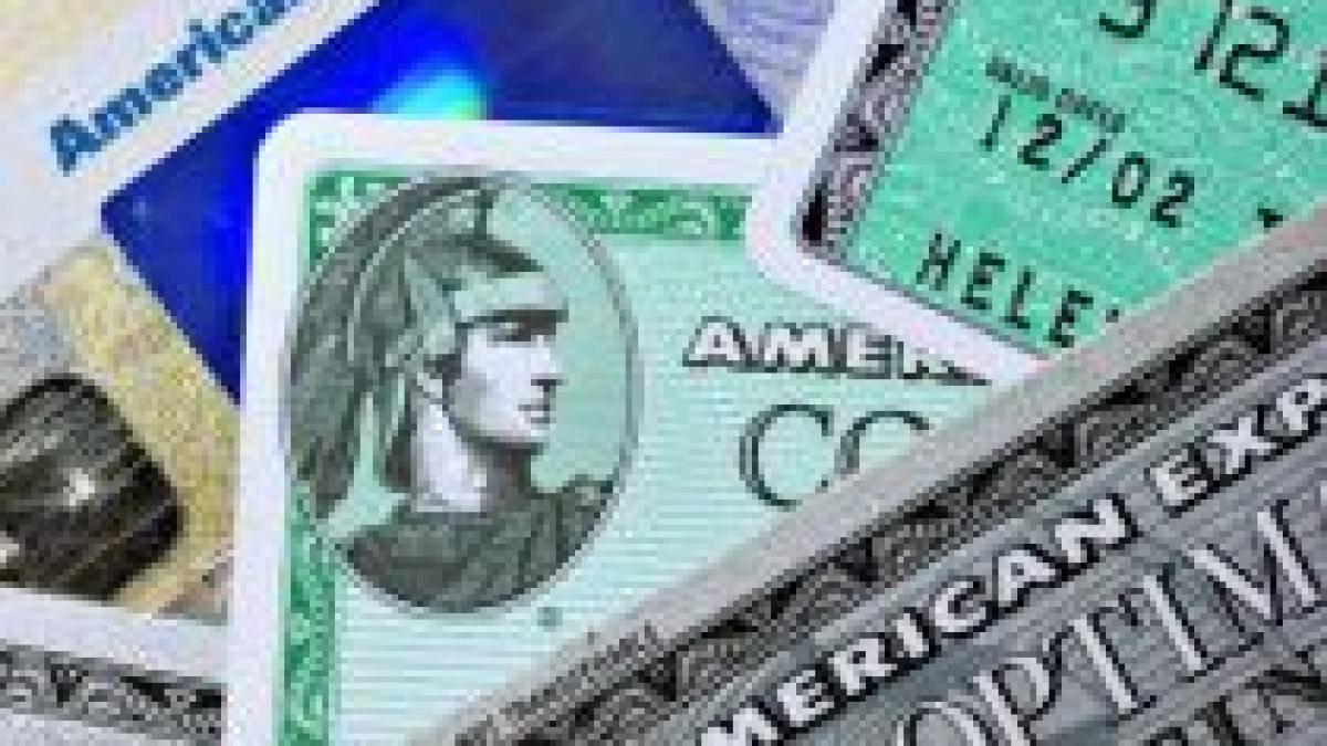 American Express concediază 4.000 angajaţi

