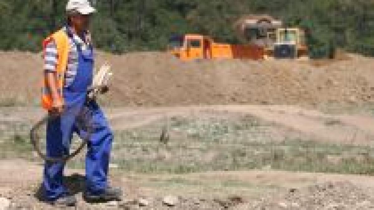 Lucrările la centura Capitalei trenează din cauza unor greşeli de proiectare