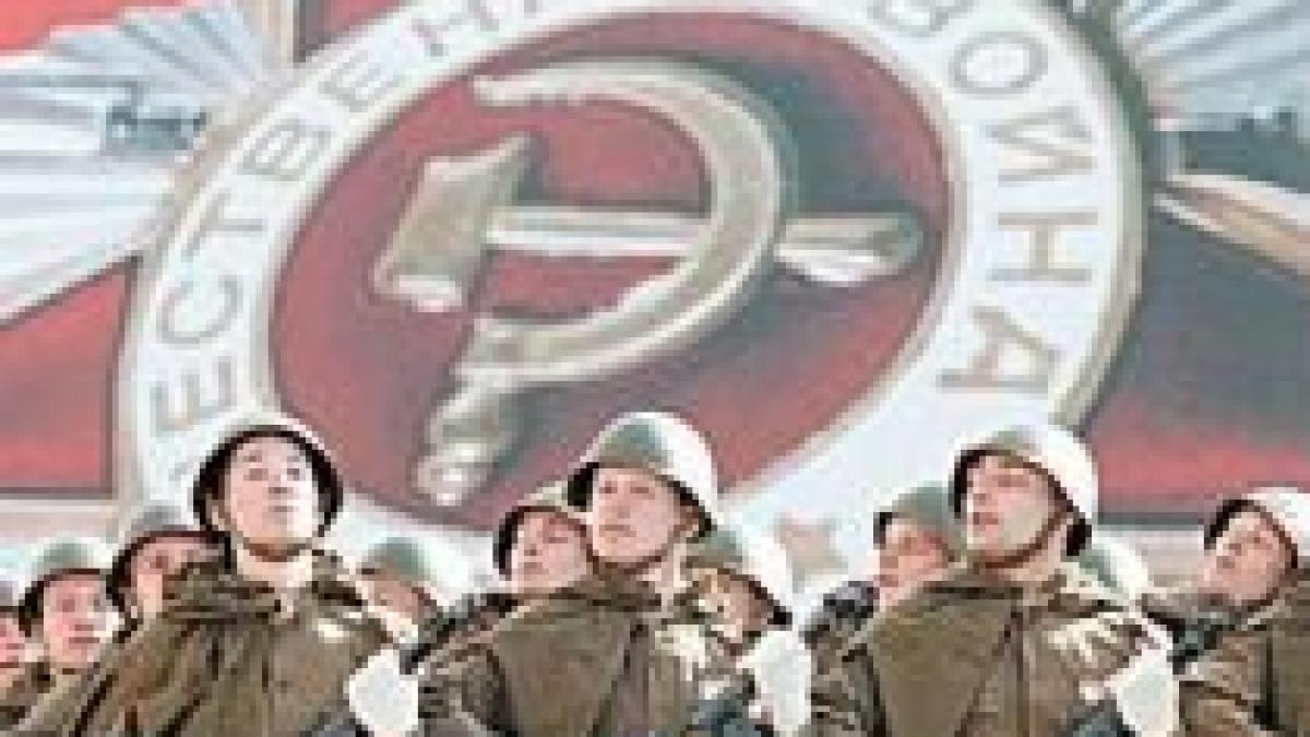 Rusia îi interzice pe europenii care neagă ?eliberarea? de către armata roşie
