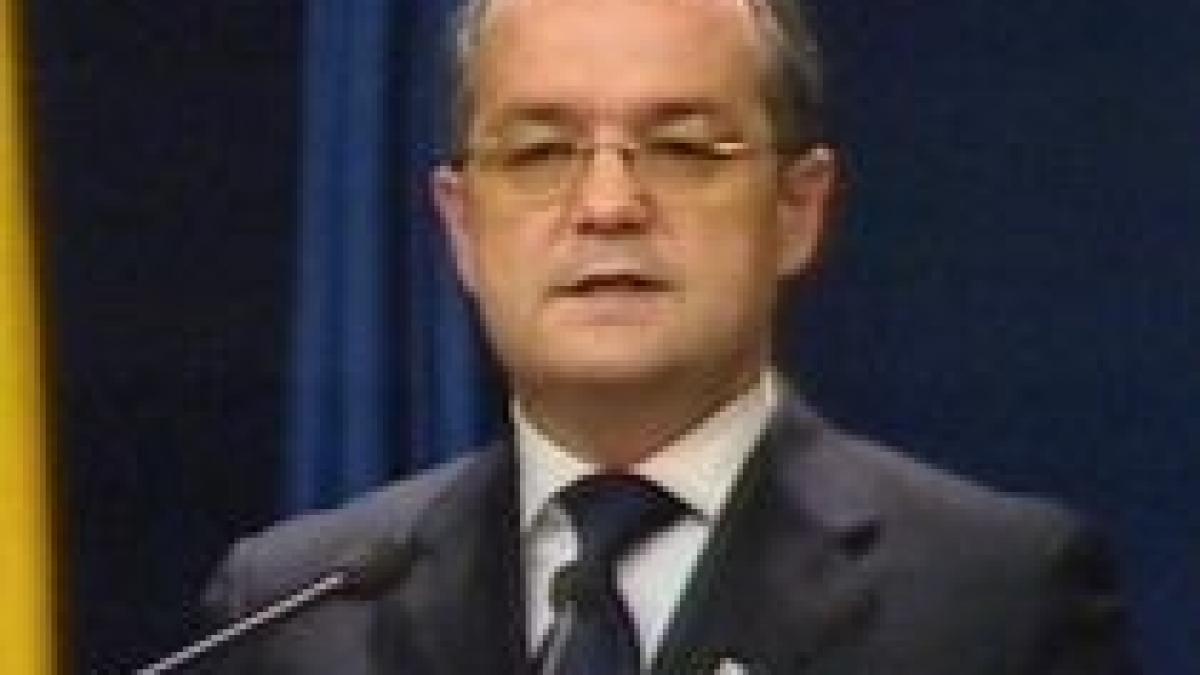 Boc şi engleza, precum apa şi uleiul: Întrebaţi în limba română, vă rog, măcar la Guvernul României