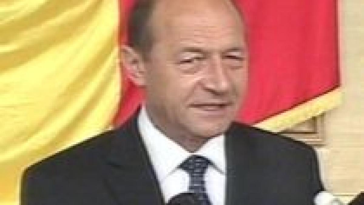 Traian Băsescu, vizită oficială în Grecia: Dialogul româno-elen este unul sistematic