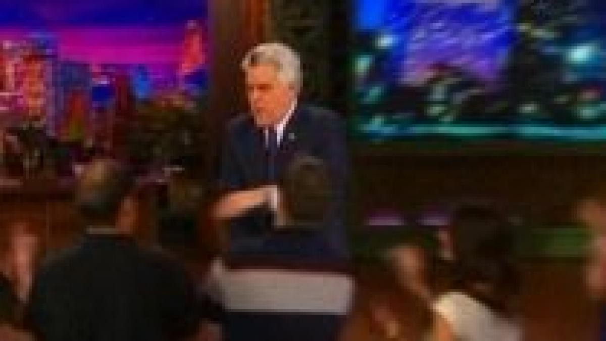 Jay Leno îşi ia vineri seară adio de la "The Tonight Show", după 17 ani (VIDEO)