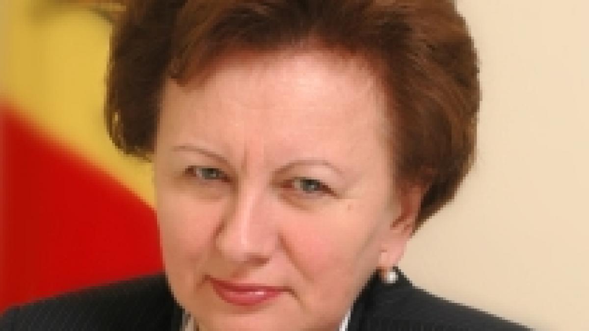 Zinaida Greceanîi ar putea pierde candidatura la preşedinţie din cauza notelor de la şcoală