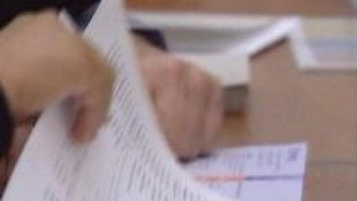 Ora 21.00: 27,21% dintre alegători s-au prezentat la vot. În Bucureşti, cea mai scăzută prezenţă (VIDEO)