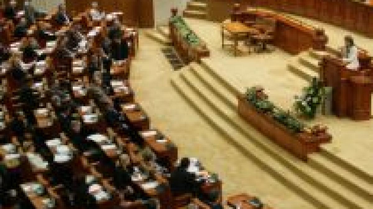 Scandal pe dosarul Zambaccian 1:Deputaţii PSD, PNL şi UDMR au părăsit sala. Anastase, acuzată de încălcarea Regulamentului