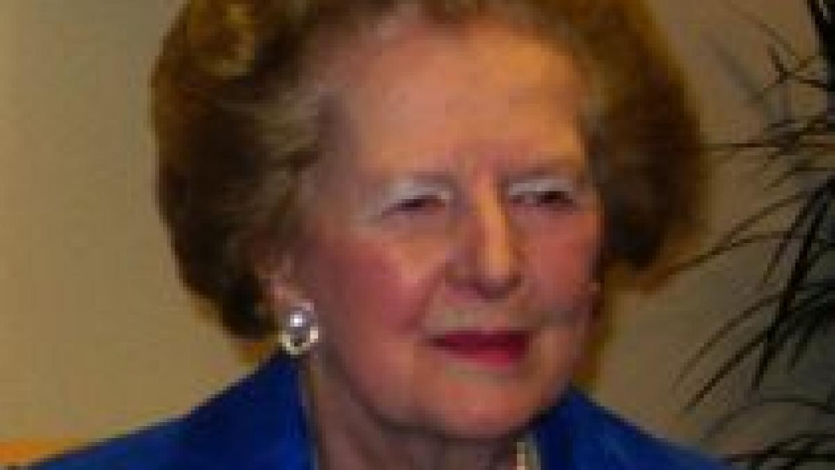 Margaret Thatcher va fi supusă unei intervenţii chirurgicale, după ce şi-a fracturat un braţ