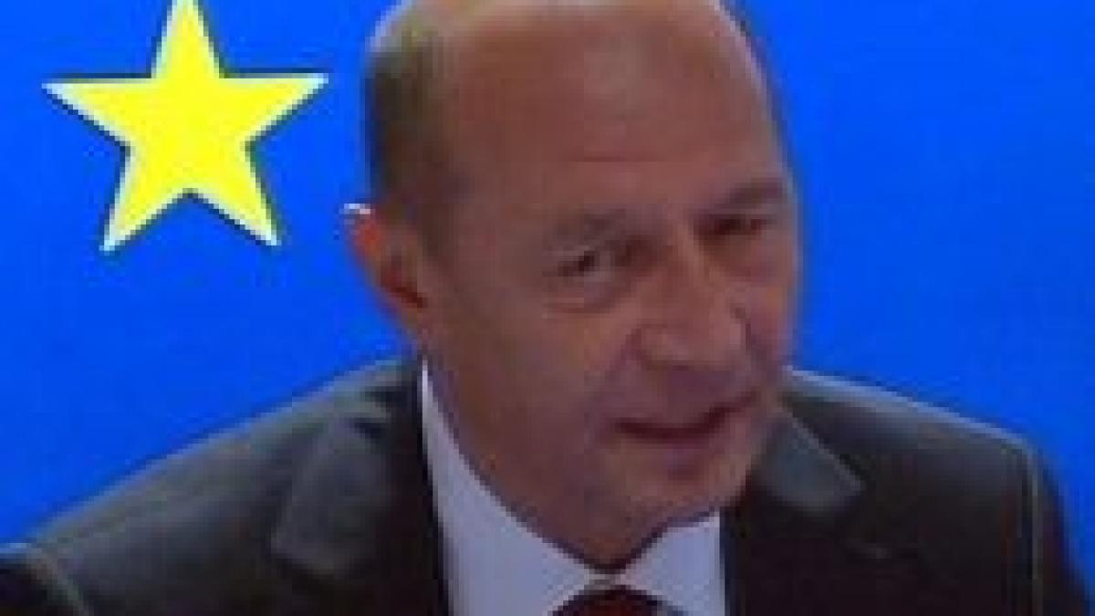 Băsescu, întrebat despre Monica Iacob-Ridzi: "Nu eu mă ocup de miniştri!" (VIDEO)