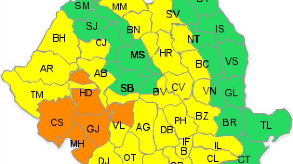 Cod portocaliu de ploi, în cinci judeţe. Vezi prognoza meteo