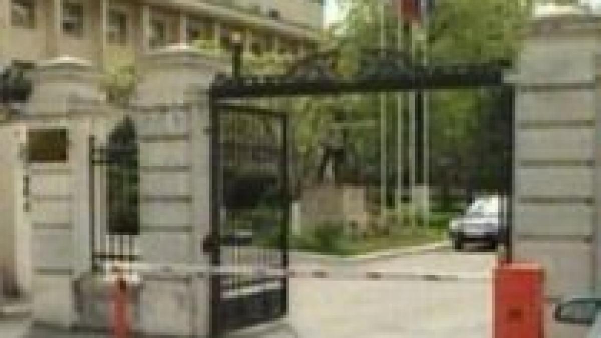 MAE are probleme mari cu banii: Mai multe ambasade, anunţate să reducă din cheltuieli
