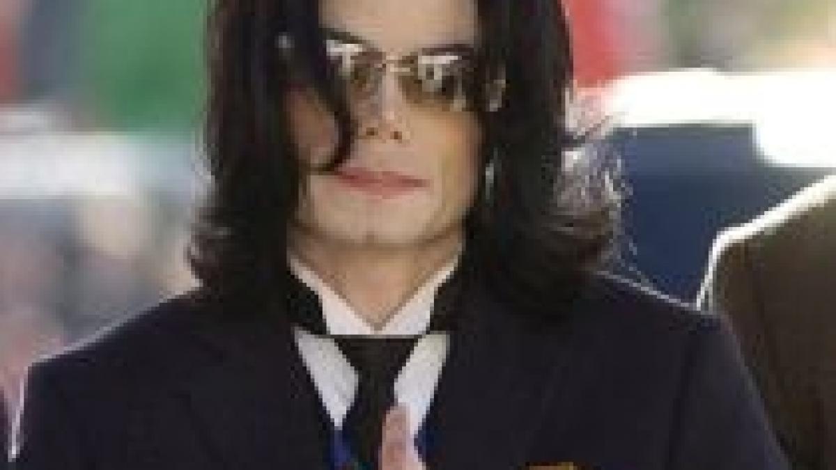 Transcriptul apelului de urgenţă dinaintea morţii lui Michael Jackson. Rezultatul autopsiei va fi aflat în şase săptămâni