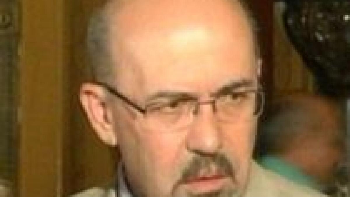 Marko Bela atrage atenţia preşedintelui în legătură cu îndepărtarea maghiarilor de la conducerea unor instituţii 