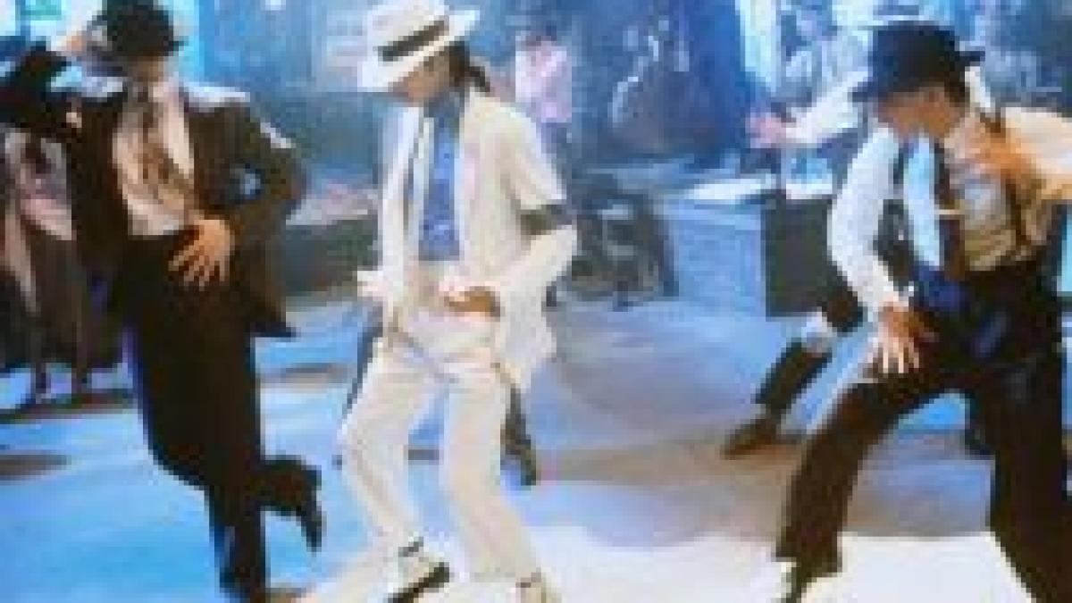 Trupul lui Michael Jackson ar putea fi conservat prin plastifiere