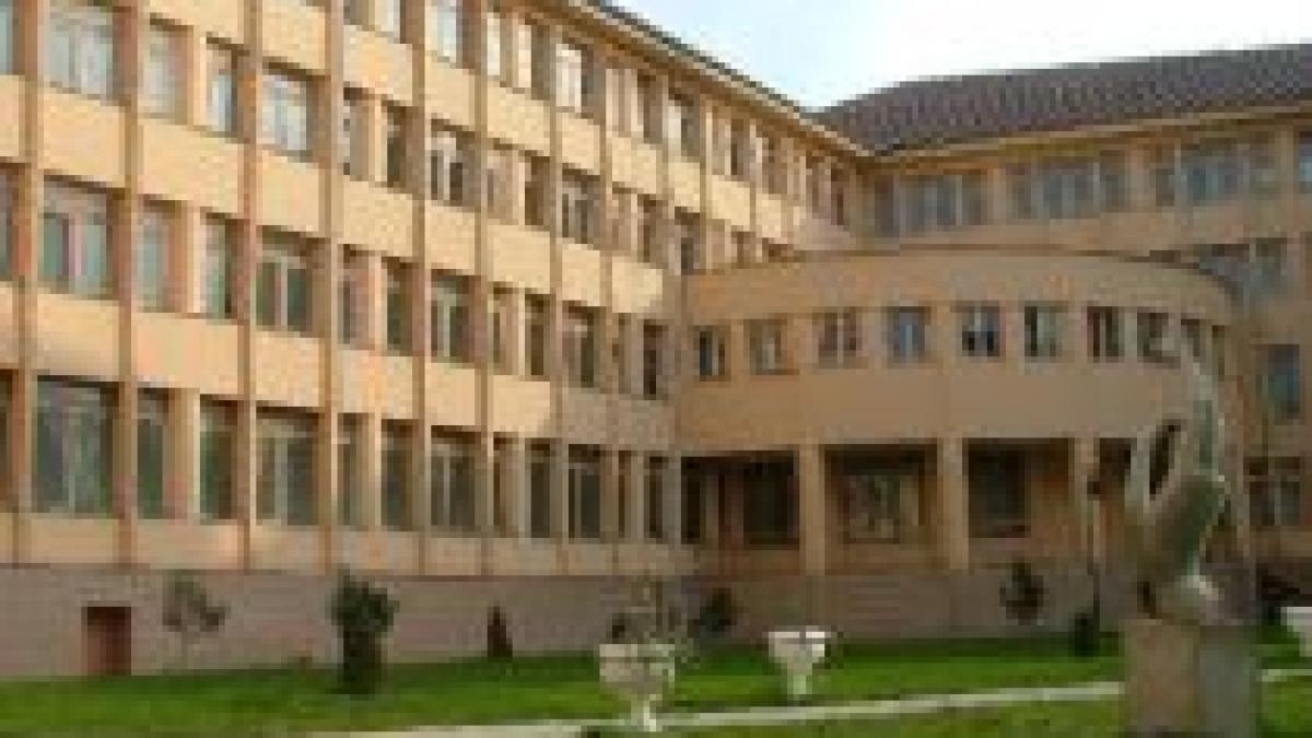 Disponibilizări la Universitatea din Oradea. 170 de cadre didactice ar putea pleca acasă