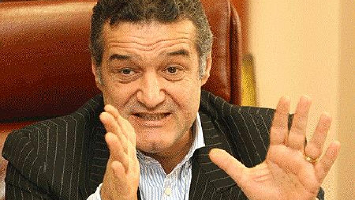 Premieră! Gigi Becali a negociat transferul lui Tiago, la Steaua, în direct la TV