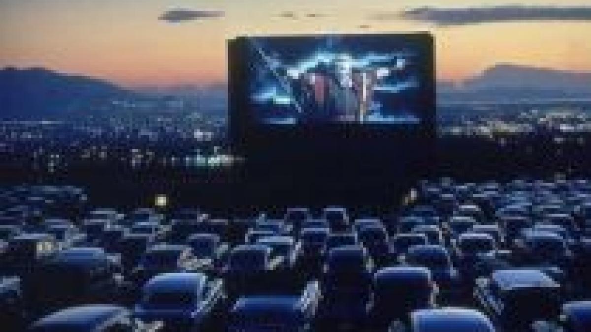 Primul cinematograf drive-in din România, lansat oficial, în nordul Capitalei