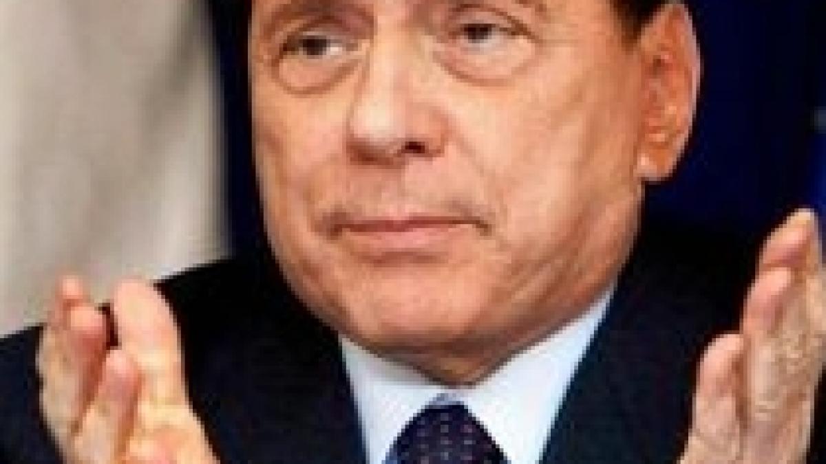 Sondaj: Cota de încredere a premierului Berlusconi, sub 50%