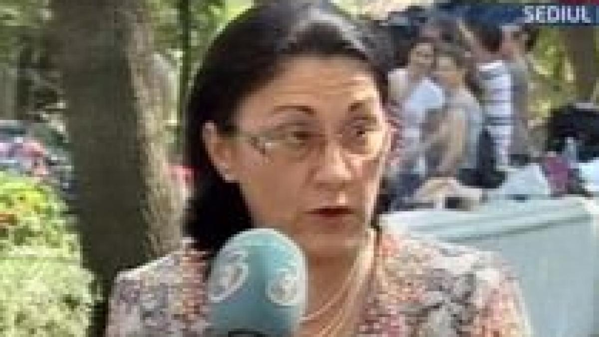 Andronescu: Ministerul Educaţiei va duce războiul cu Spiru Haret "până la capăt" (VIDEO)