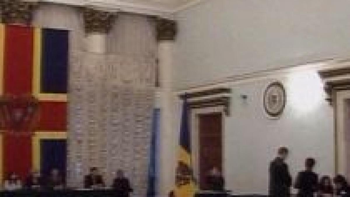 Comuniştii din Republica Moldova au încercat să cumpere votul lipsă pentru preşedinţie, cu 2 milioane de euro