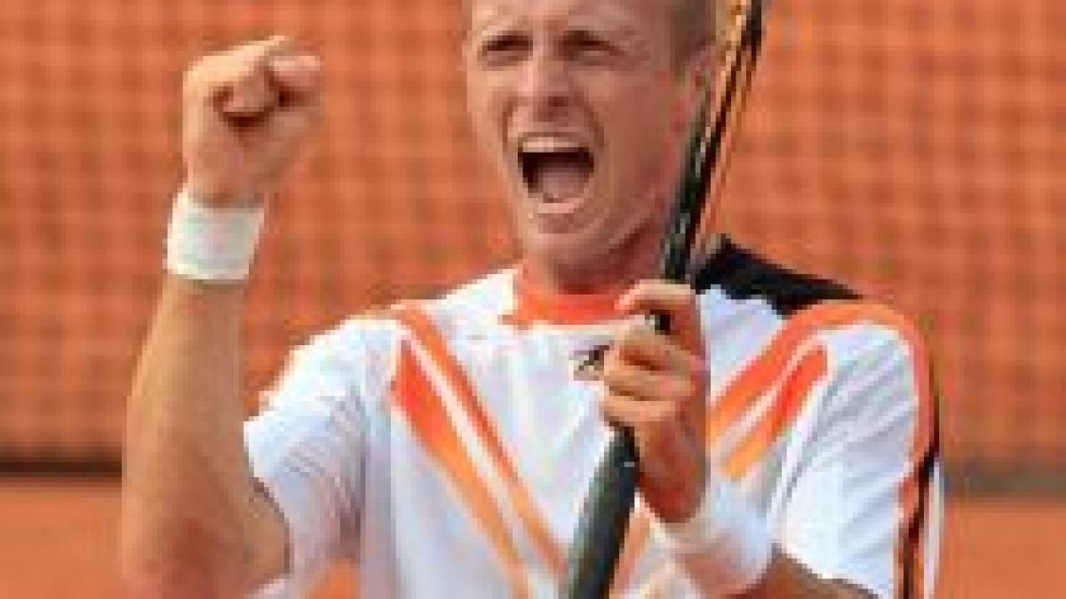 Davydenko, care l-a "îmblânzit" pe Hănescu, s-a impus în finala turneului de la Hamburg