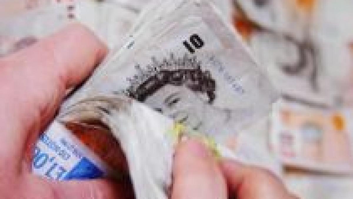 Economiştii britanici către regină: Cerem scuze, nu am văzut criza
