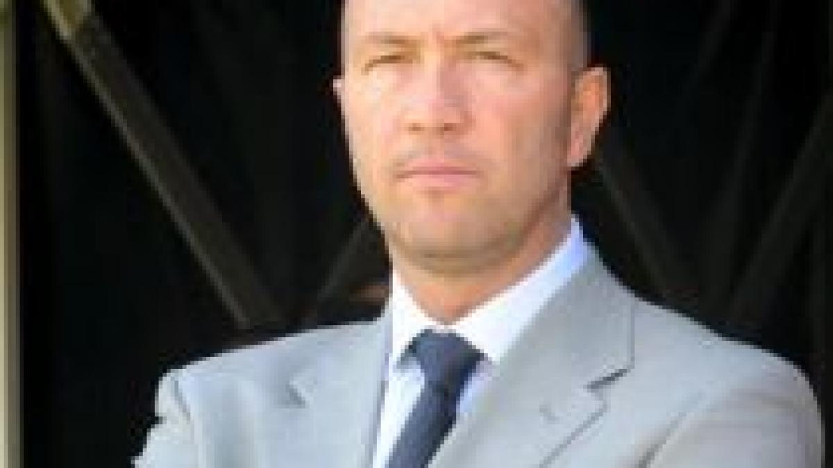 Zenga urmăreşte iar români. Italianul vrea să ia titlul la Palermo cu Radu Ştefan