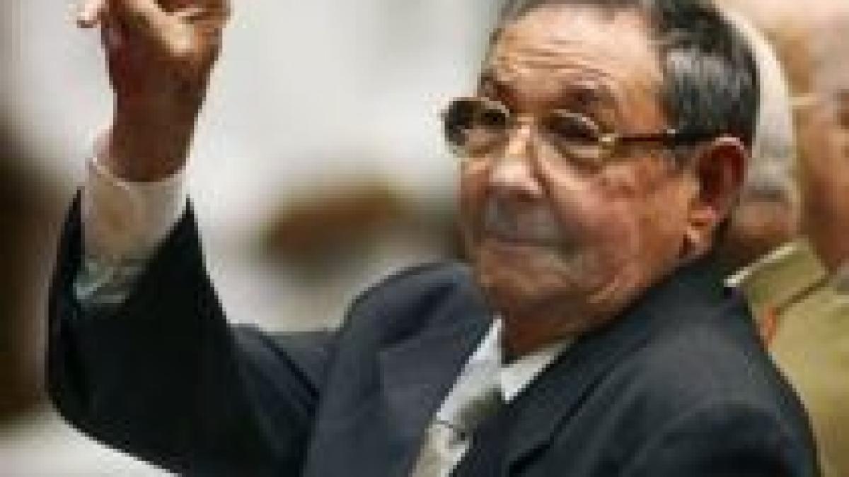 Raul Castro: Cuba nu va renunţa la revoluţie şi nu va restaura capitalismul
