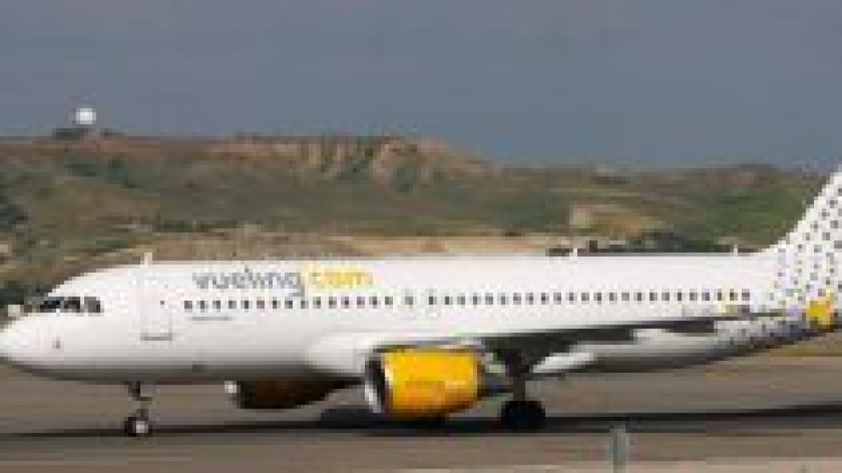 Un avion al companiei spaniole Vueling, reţinut la Atena, după o ameninţare teroristă