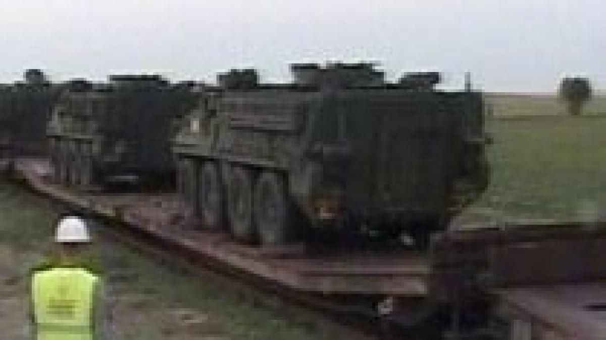 Blindate "Stryker", la Constanţa: 35 de transportoare au ajuns în baza militară de la Mihail Kogălniceanu