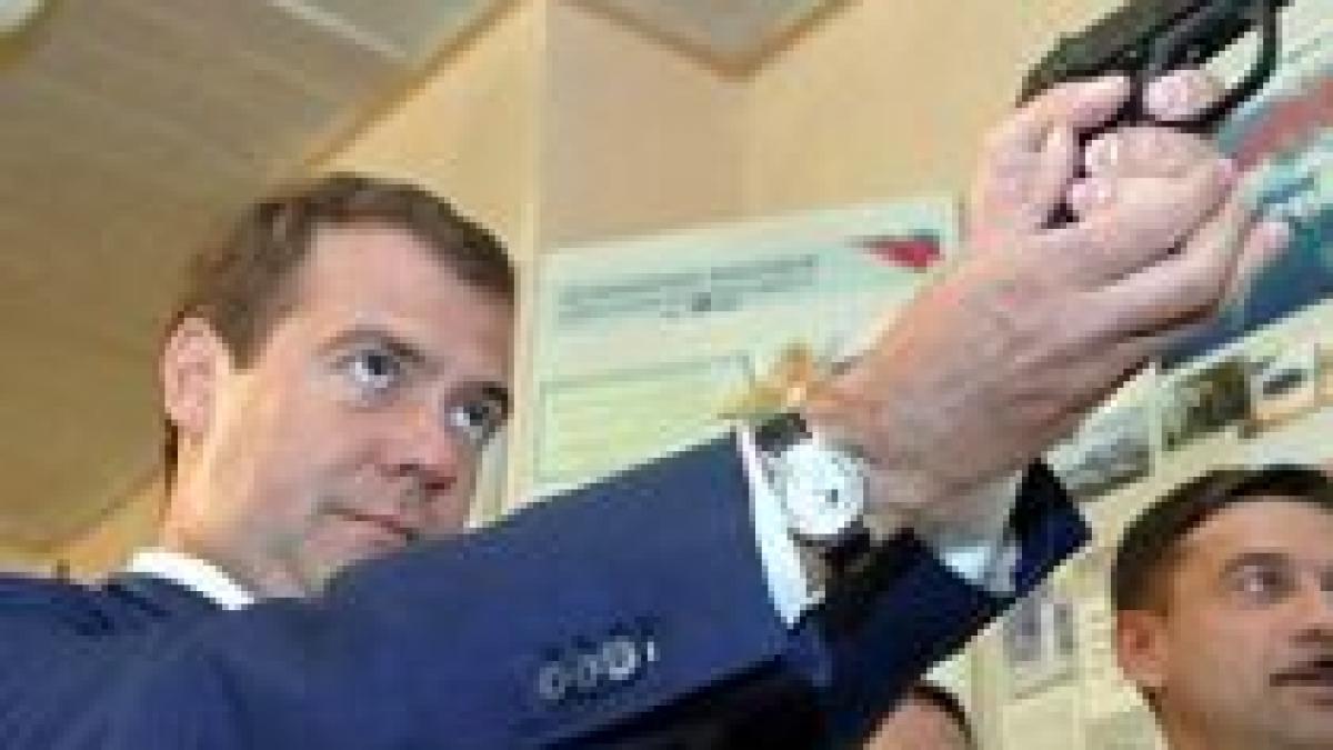 Dmitri Medvedev atacă Ucraina 'anti-rusească'
