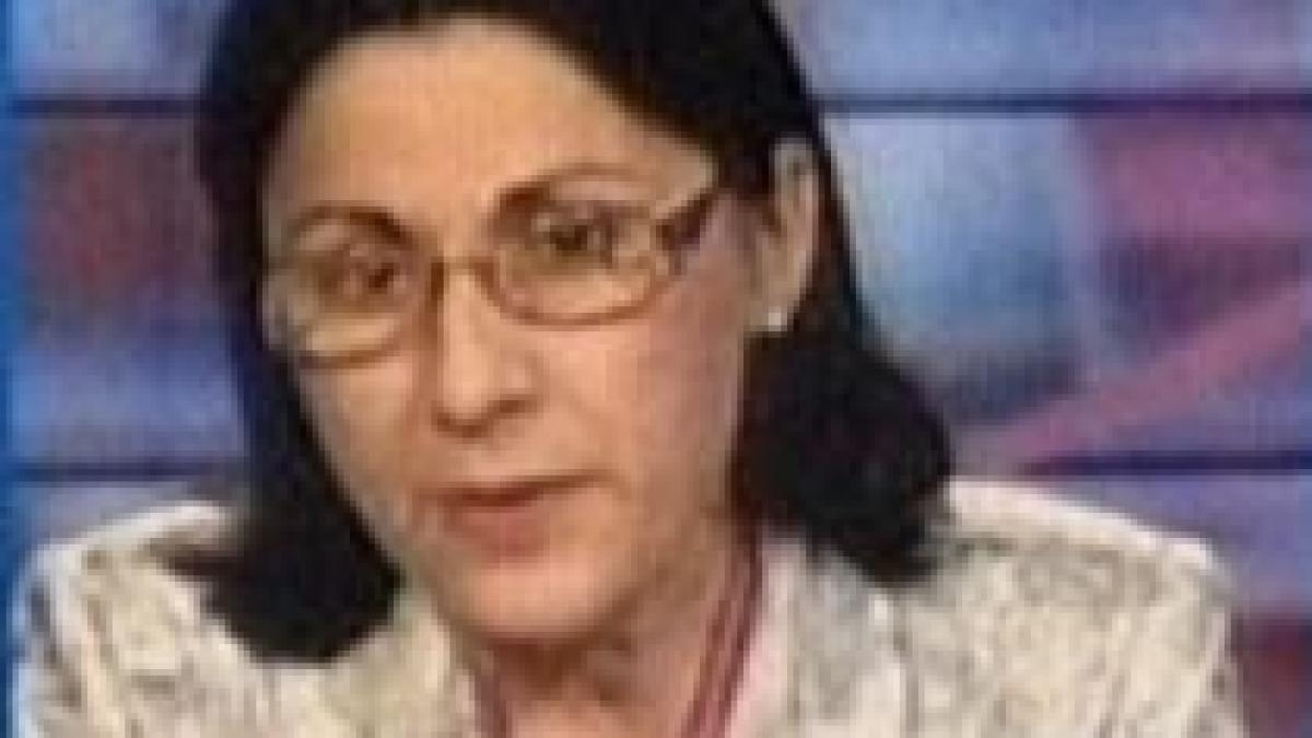 Reprezentanţii Spiru Haret o acuză pe Ecaterina Andronescu că a prejudiciat imaginea Universităţii