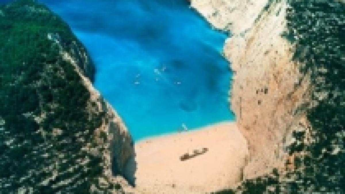 Turismul din Grecia, în dificultate. Nemţii şi francezii nu mai sunt atraşi de ţărmul elen