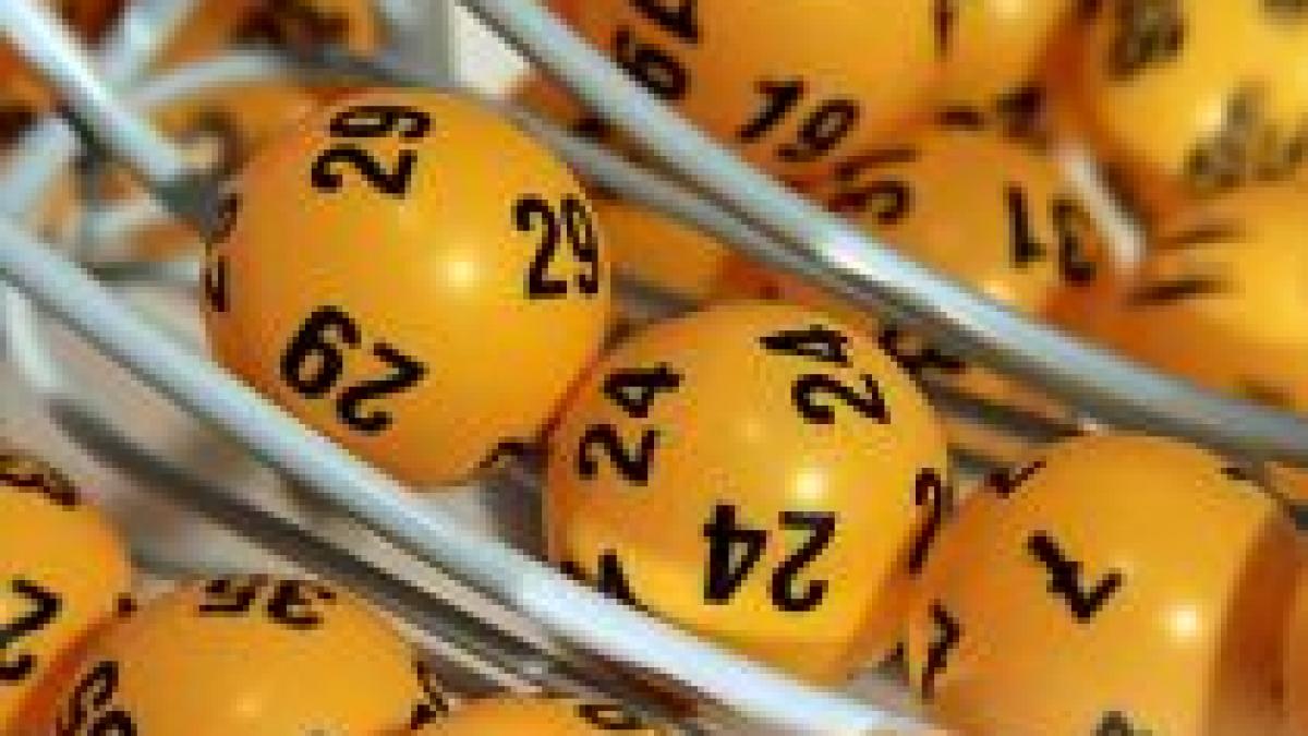 Premiu de 2,4 milioane de euro la Loto 6/49