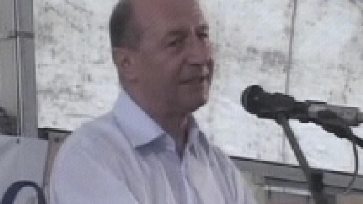 Băsescu cere diplomaţilor să susţină obţinerea portofoliului de comisar pe agricultură 