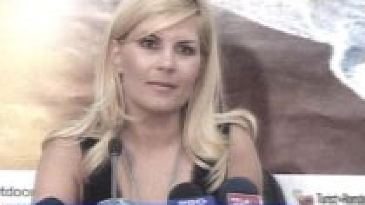 Elena Udrea dă vina pe "mercenari": "E strategia PSD şi PNL, cumpărată cu milioane de dolari de la americani"