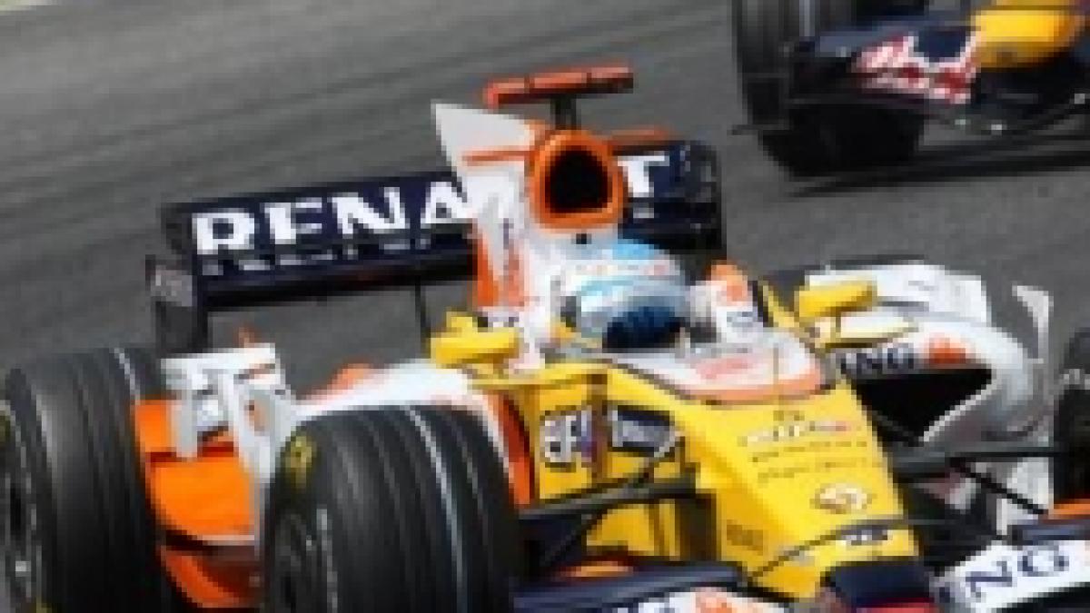 Formula 1:  Renault, acuzată oficial de blat la Singapore 2008, riscă excluderea din sport
