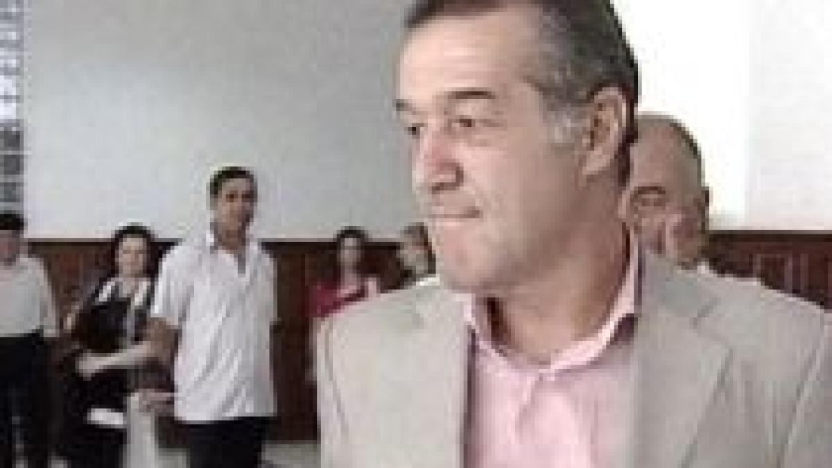 Dosarul lui Becali, aproape de finalizare. Ce sentinţă va primi finanţatorul Stelei?