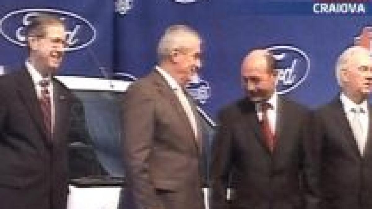 Lansarea Ford: Geoană, lăsat pe tuşă, Băsescu "galant" cu Tăriceanu în locul în care, acum un an, îl critica