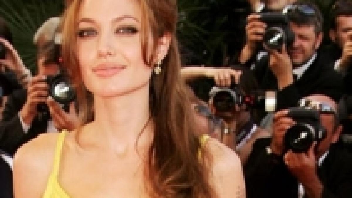 Angelina Jolie a confirmat vizita în România. Actriţa va participa la un bal de caritate 