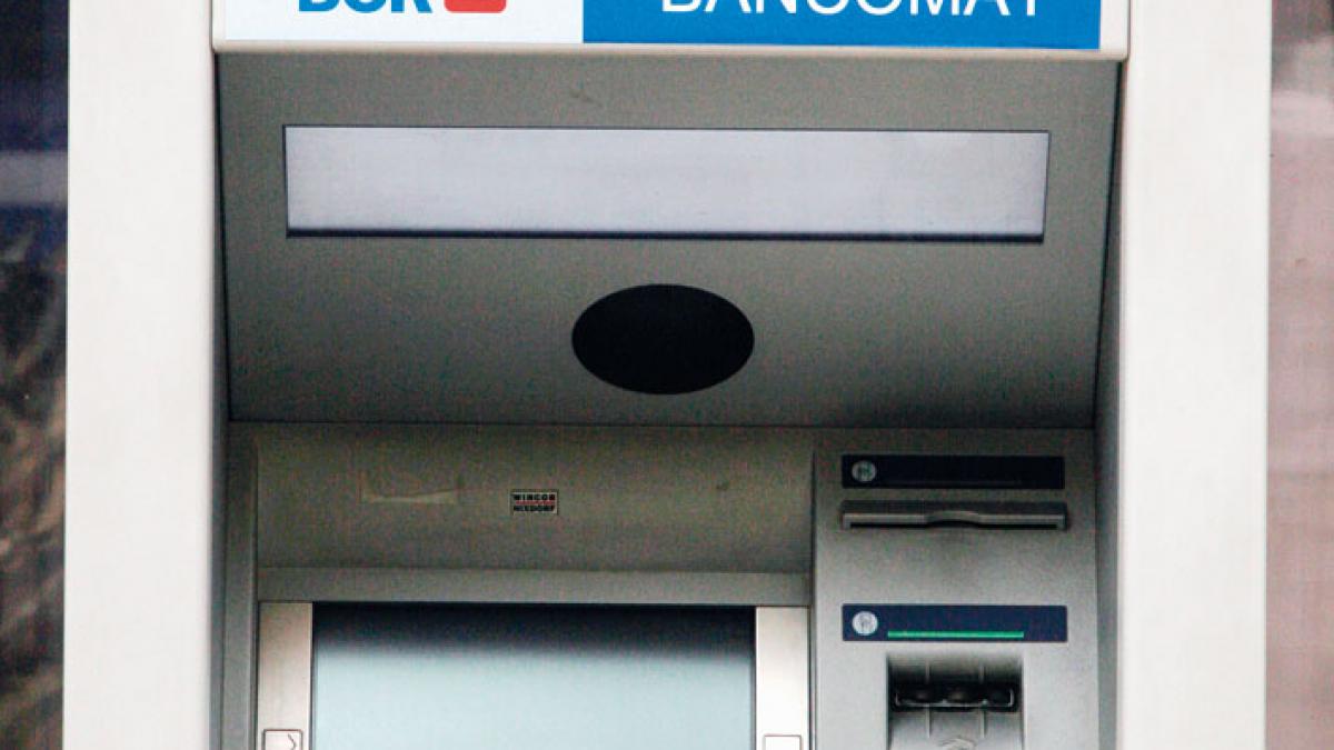 Cardurile de călătorie RATB vor putea fi reîncărcate la ATM-urile BCR