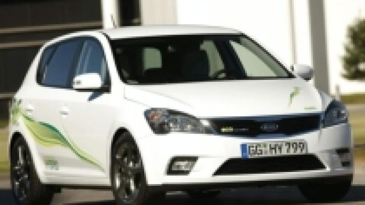 Hyundai i10 Electric şi Kia Cee'd Hybrid, prezentate la Frankfurt (FOTO)